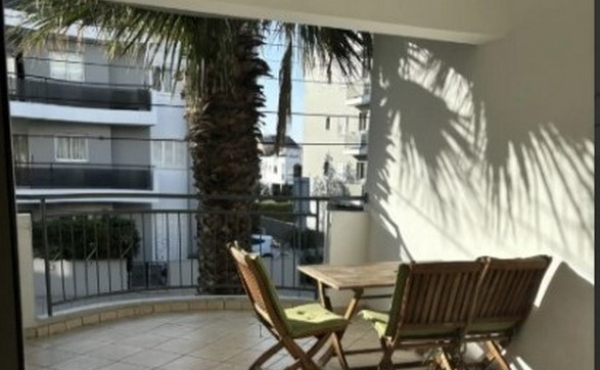 Screenshot_7-4-2025_125242_www.bazaraki.com (Copy)