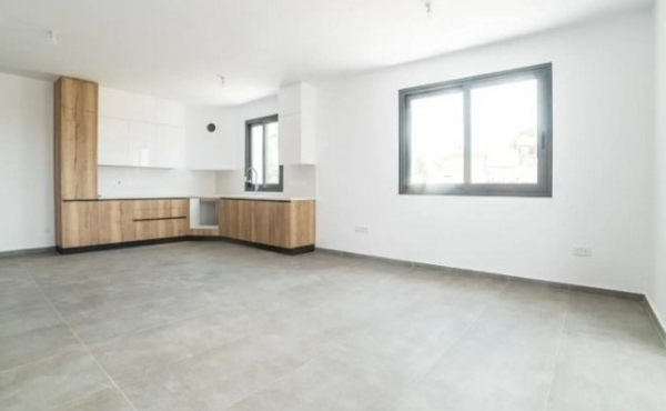 Screenshot_15-7-2025_22410_www.bazaraki.com (Copy)