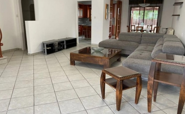 Screenshot_25-9-2025_145822_www.bazaraki.com (Copy)