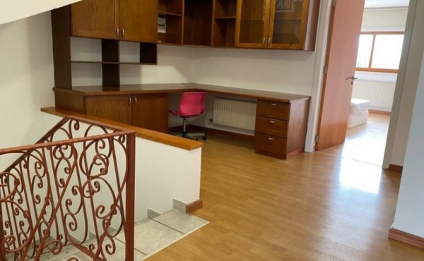 Screenshot_25-9-2025_151012_www.bazaraki.com (Copy)