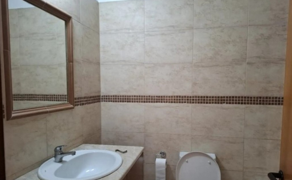 Screenshot_3-11-2025_222157_www.bazaraki.com (Copy)