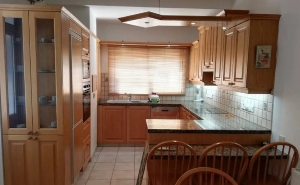 Screenshot_4-12-2025_102317_www.bazaraki.com (Copy)