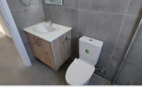 Screenshot_10-1-2026_17464_www.bazaraki.com (Copy)