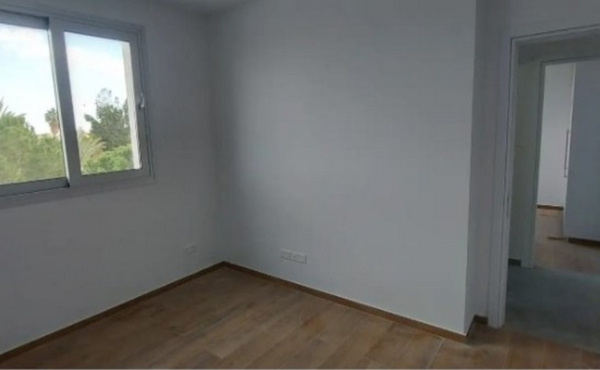 Screenshot_10-1-2026_174720_www.bazaraki.com (Copy)