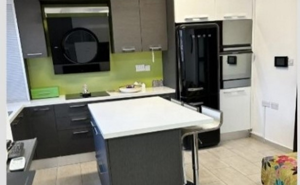 Screenshot_10-1-2026_174827_www.bazaraki.com (Copy)