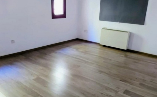 Screenshot_27-1-2026_13121_www.bazaraki.com (Copy)