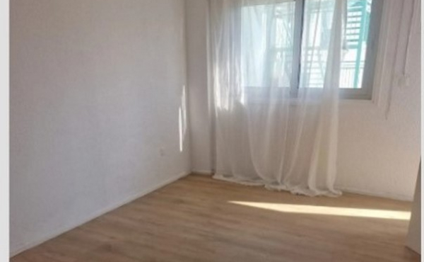 Screenshot_3-2-2026_194432_www.bazaraki.com (Copy)