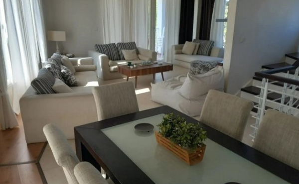 Screenshot_3-3-2026_15531_www.bazaraki.com (Copy)