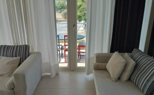 Screenshot_3-3-2026_155327_www.bazaraki.com (Copy)