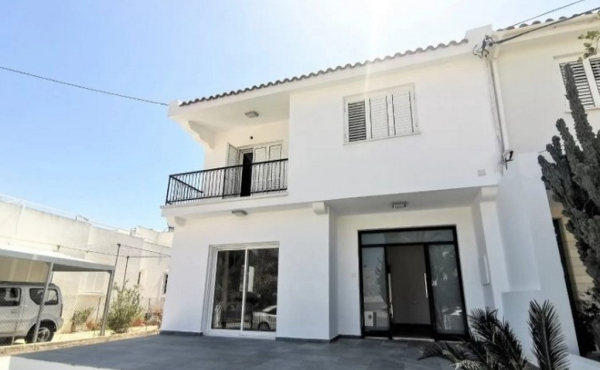 Screenshot_5-3-2026_11047_www.bazaraki.com (Copy)