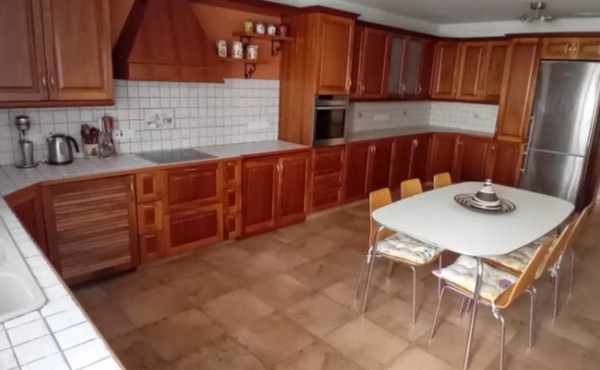 Screenshot_18-3-2026_94824_www.bazaraki.com (Copy)