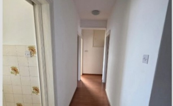 Screenshot_7-4-2026_195515_www.bazaraki.com (Copy)