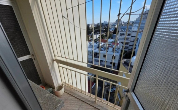 Screenshot_7-4-2026_195556_www.bazaraki.com (Copy)