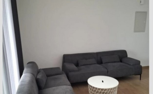 Screenshot_7-4-2026_19363_www.bazaraki.com (Copy)