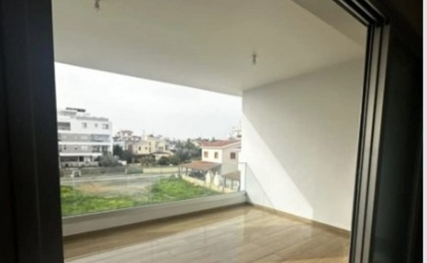 Screenshot_7-4-2026_193641_www.bazaraki.com (Copy)