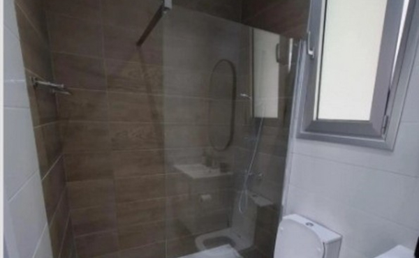 Screenshot_7-4-2026_193937_www.bazaraki.com (Copy)