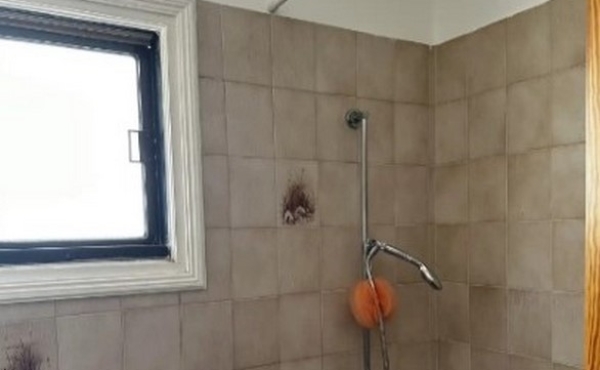 Screenshot_6-9-2024_184416_www.bazaraki.com (Copy)